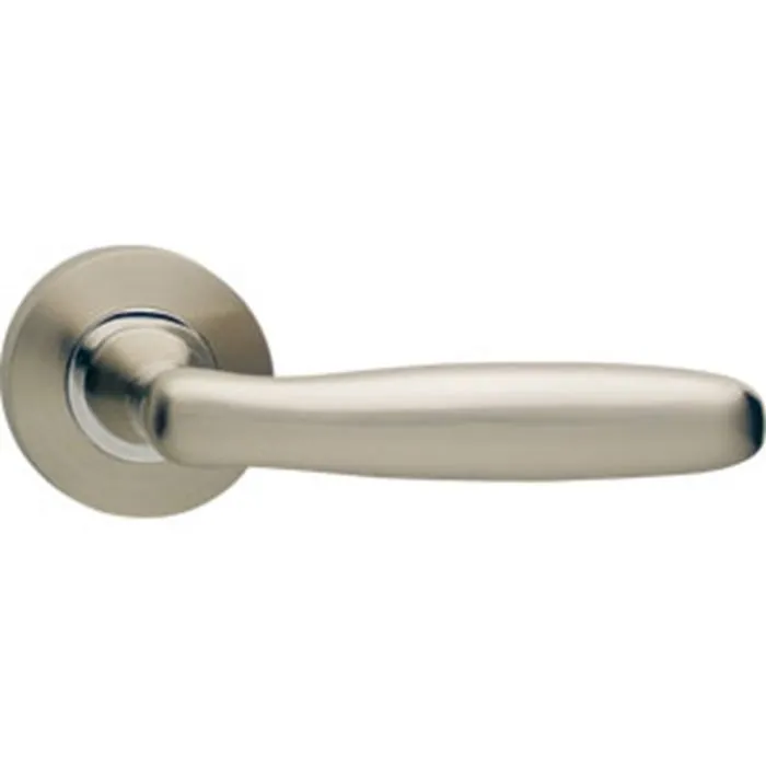 INTERSTEEL Gatdeel rechts 1692 Bjorn op rond rozet 7mm nokken nikkel mat
